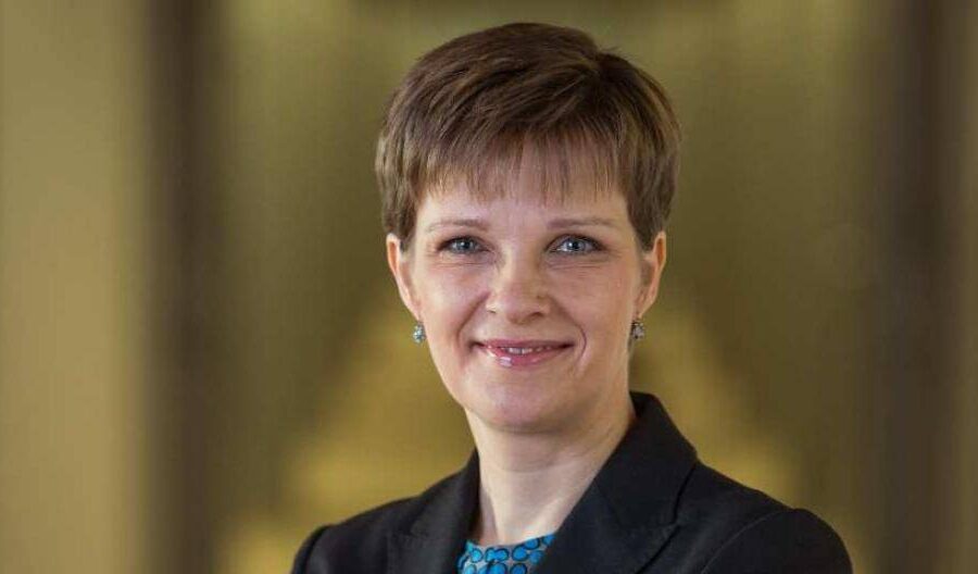 Claudia Buch, BCE