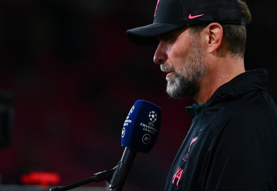 Jürgen Klopp durante un'intervista