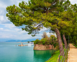 Caserma XXX maggio a Peschiera del Garda