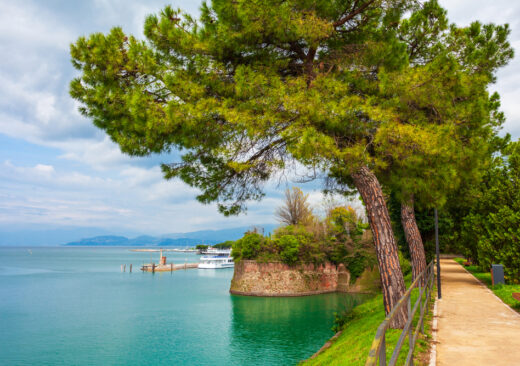 Caserma XXX maggio a Peschiera del Garda