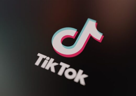 Immagine rappresentativa di TikTok e intelligenza artificiale