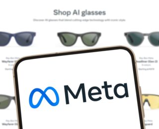 Occhiali smart Meta in fase di sviluppo
