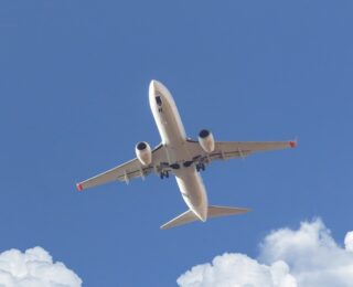 Prezzi dei biglietti aerei e jet fuel