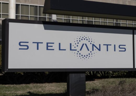 Veicoli Stellantis in consegna