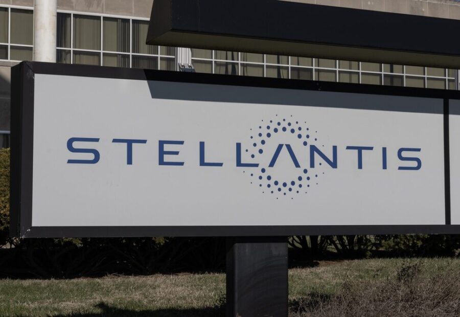 Logo Stellantis