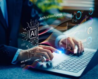Lavoratori in un ufficio con intelligenza artificiale