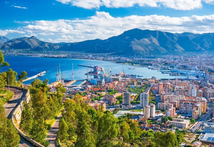 Cantiere navale Fincantieri a Palermo