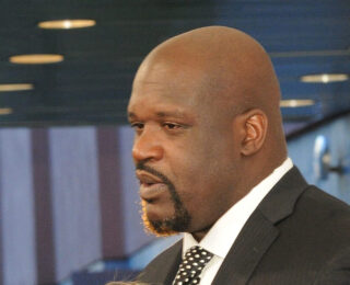 Shaquille O'Neal in una campagna per la sicurezza digitale con NordVPN
