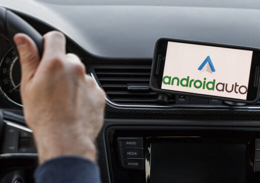 Aggiornamento Android Auto 17.8