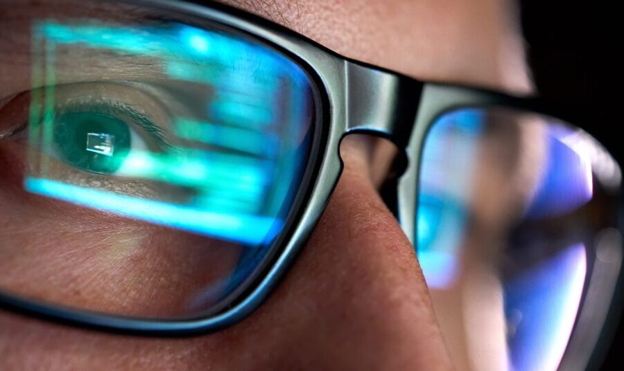 Smart glasses in un contesto pubblico