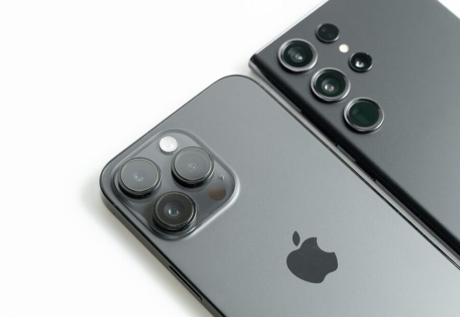Confronto fotocamere iPhone 18 Pro e Samsung Galaxy S26 Ultra